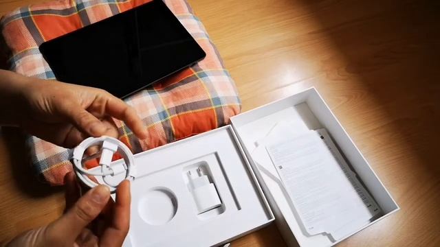 Unboxing iPad 10.2 64GB 9th Generation (2021) and Apple Pencil 1st Generation ? смотреть онлайн