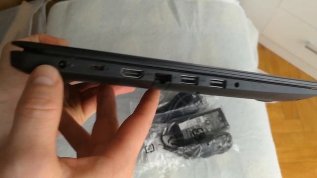 Dell Inspiron 5570 Unboxing & Start смотреть онлайн