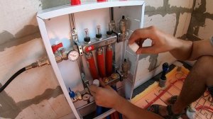 Опрессовка тёплого пола ЭТИЛЕНГЛИКОЛЕМ / Теплый водяной пол своими руками / Серия 77