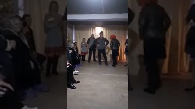 СКАЗКА НА НОВЫЙ ЛАД "ТРИ ДРУГА" смотреть онлайн