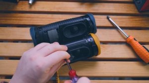 Влияет ли ВЕРСИЯ колонки JBL на ЗВУК? - Сравнение ДВУХ РАЗНЫХ версий JBL FLIP 5