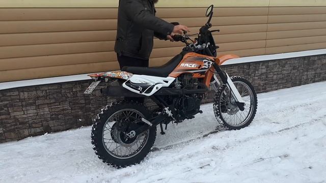 Racer RC 150-GY как заводится на горячую смотреть онлайн
