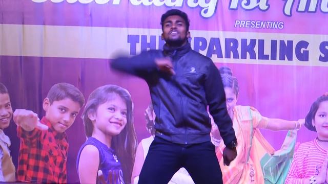 'India Waale' Happy New Year Dance By A7 Dance Academy........ смотреть онлайн