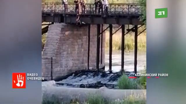В Челябинске в реке Миасс инженеры саперы ОМОН нашли минометный снаряд немецкого производства смотреть онлайн