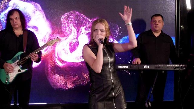 ПЕВИЦА ЛАНА✨ - "МАГНИТ" смотреть онлайн