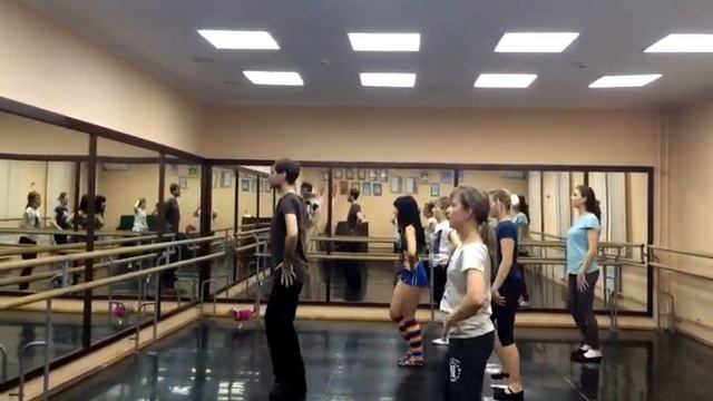 Танцуем и худеем) смотреть онлайн