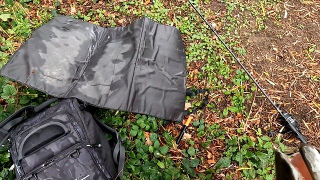 РЫБАЛКА В АНГЛИИ - Поймал Это...Кто Её Покусал?! смотреть онлайн