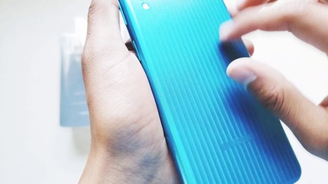 Samsung Galaxy M12 | Unboxing смотреть онлайн