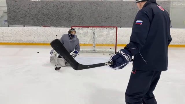 ТРЕНИРОВКА ВРАТАРЯ/ТЕХНИКА ПЕРЕМЕЩЕНИЯ смотреть онлайн