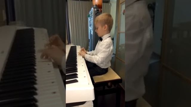 Александр Лоренц. Е.Дэвис "Зебра" смотреть онлайн