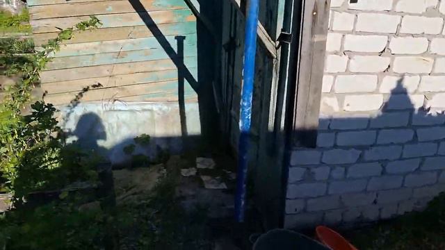 выходные на даче / обед в авганском казане / заливаем столбы для забора смотреть онлайн
