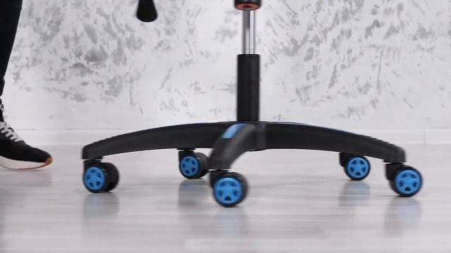 Геймерское, компьютерное Кресло BAZUKA