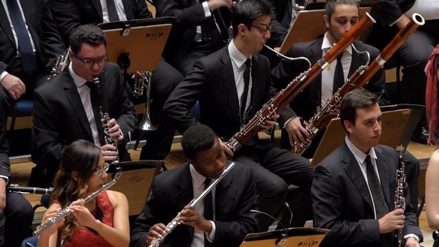 Orquestras de Heliópolis & Isaac Karabtchevsky - Giuseppe Verdi - A Força do Destino: Abertura смотреть онлайн