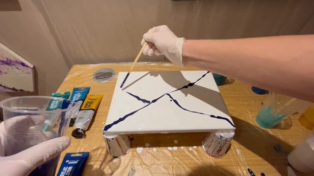 Satisfying and Dreamy Dutch Acrylic Pouring Technique смотреть онлайн