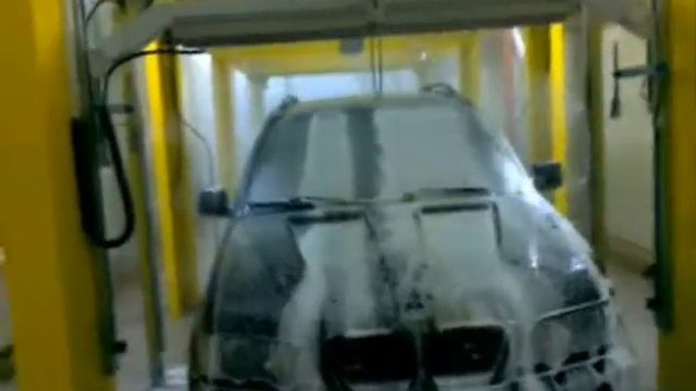 Автоматическая бесконтактная туннельная автомойка в Тернополе смотреть онлайн