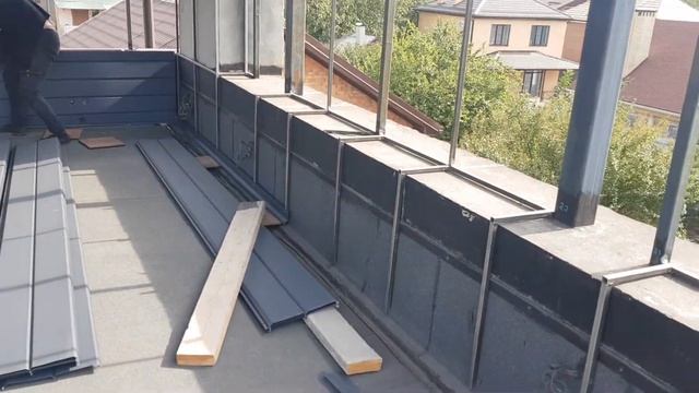 Монтаж сайдинга из металла смотреть онлайн