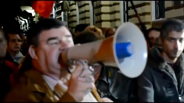 Канал новости Марковские мусоровозы блокируют выезд с Одесского облУВД смотреть онлайн