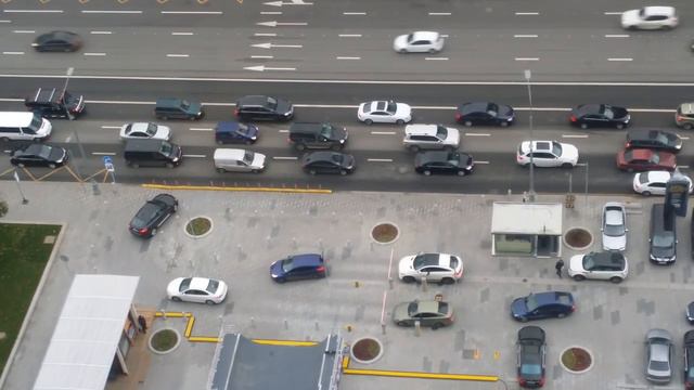 ВЫЕЗД С ПАРКОВКИ смотреть онлайн