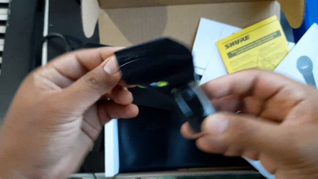 Shure SM 58 Unboxing and Review смотреть онлайн
