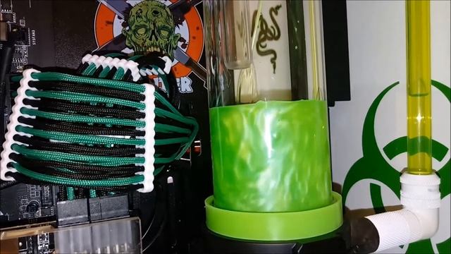 Zombie Hunter 2 - PrimoChill Vue - Pre-Mix (32oz) - UV Green SX смотреть онлайн