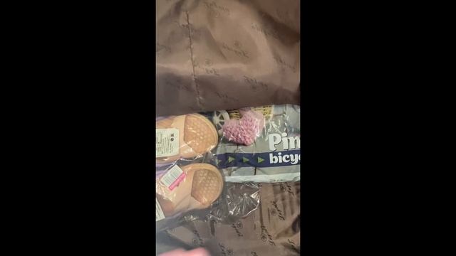 Собираю чемодан❤️?//влог//Подпишись,ведь это первое мое видео,пропустишь много интересного?❤️? смотреть онлайн