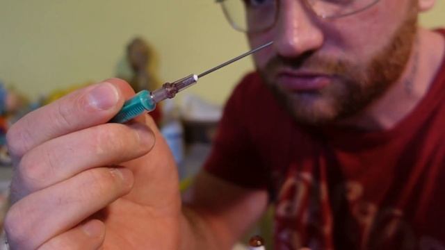 Richtig Spritzen - Intramuskulär injizieren - Oberschenkel | Erste Testo Kur смотреть онлайн