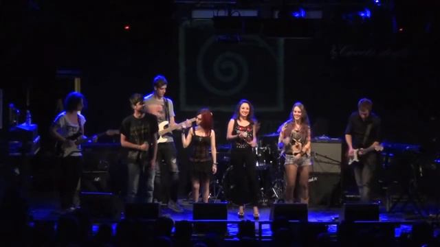 Paradise City - Slash feat. Fergie [Cover] (Sonus Factory - FACTORY LIVE 2013) смотреть онлайн