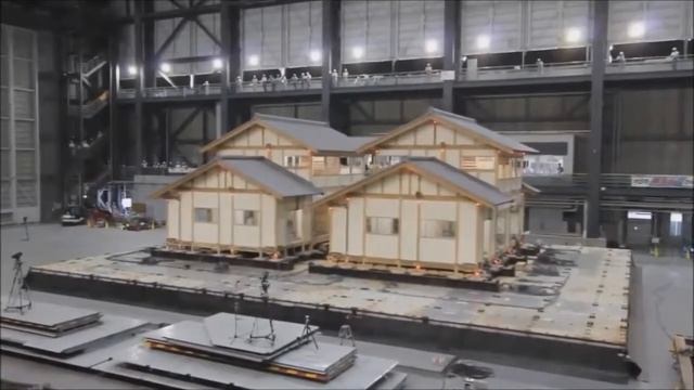 Испытания каркасных домов против землетрясений смотреть онлайн