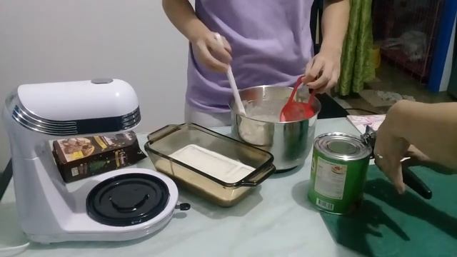 [FAM WANDERS] Preparing Mixed Fruit Float смотреть онлайн