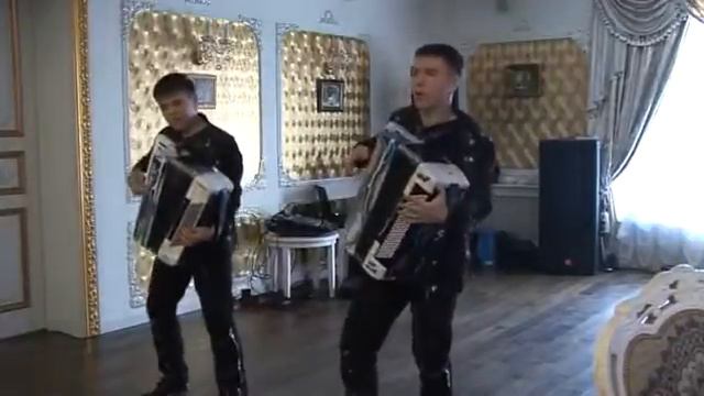 дуэт ''АкБойс''-''Шейк''. смотреть онлайн