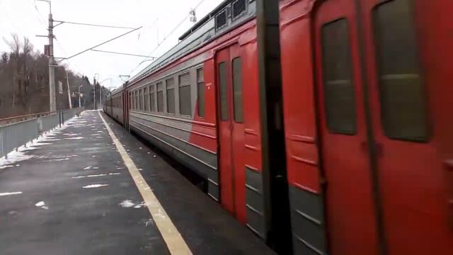 Электропоезд ЭР2Т-7180 платформа Башкино 17.02.2017 смотреть онлайн