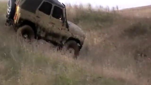 УаЗик в степи смотреть онлайн