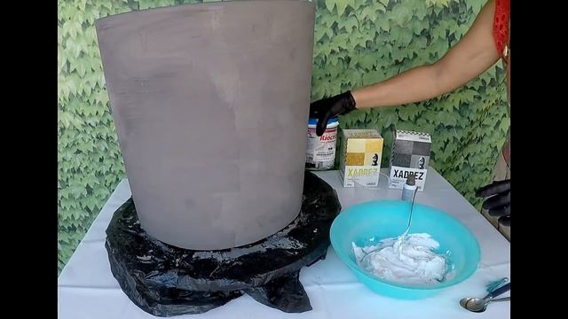 DIY - COMO FAZER UM VASO GRANDE E RESISTENTE, COM CIMENTO E ISOPOR, IMITANDO MÁRMORE NEGRO смотреть онлайн