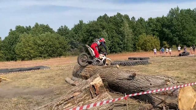 Эндуро Гонка "Дубрава" .Класс хард- хобби. Часть1 смотреть онлайн