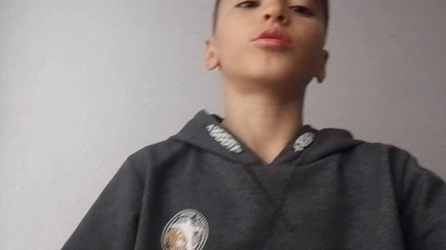 спалю свой номер на 4 подписчиков)(или угадайте цифры на стримах) стримы идут в час дня каждые будни смотреть онлайн