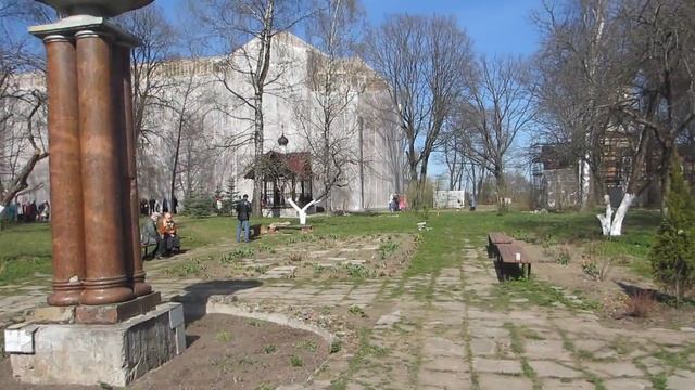 Троице-Сергиева лавра. Колокольный звон смотреть онлайн