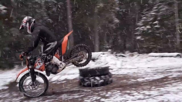 KTM SX 125 - First Snow смотреть онлайн