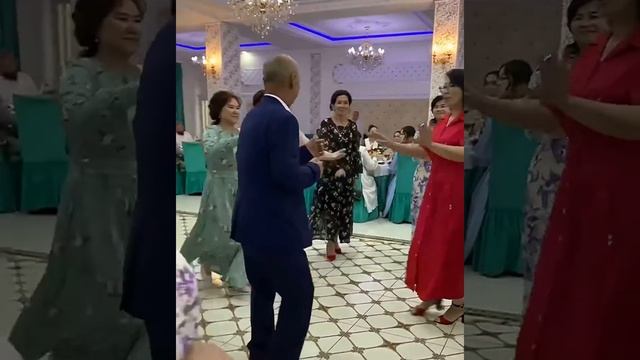 Ghmorni ШИКАРНОЕ ВЫСТУПЛЕНИЕ АРАБСКАЯ ПЕСНЯ смотреть онлайн