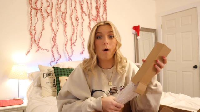 What I got for Christmas 2022!!//12 days of Vlogmas day 12!! смотреть онлайн