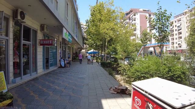 #албания #влера Прогулка по городу Влера. Как живут албанцы? смотреть онлайн