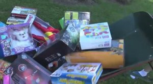 МНОГО ПОДАРКОВ ДЛЯ ДЕТЕЙ! МНОГО ИГРУШЕК