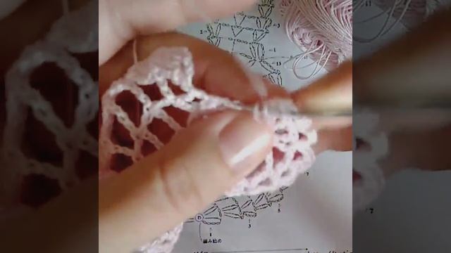 Свяжем вместе. Салфетка-аппликация "зайчик" Часть 2 смотреть онлайн