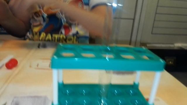 Играем Большая химическая лаборатория Более 80 опытов Chemistry