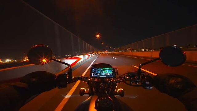 深夜の首都高湾岸線 - Honda GB350 - 4K HDR