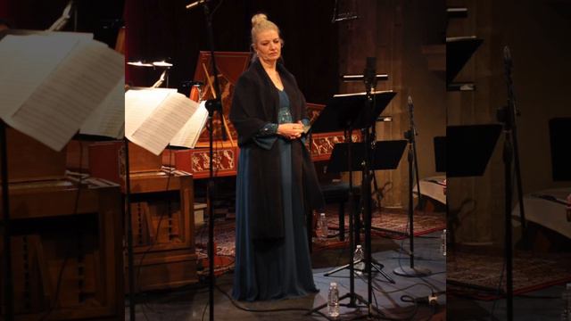 Pergolesi Salve Regina смотреть онлайн