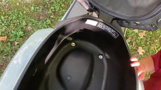 How to open a seat on a scooter or moped. 2019 Honda Metropolitan смотреть онлайн