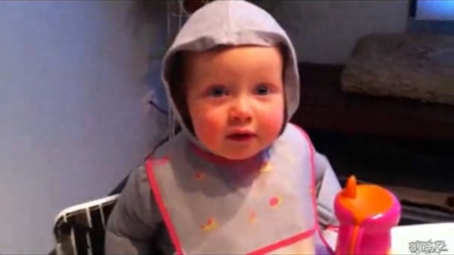 Малышка ругается плохим словом смотреть онлайн