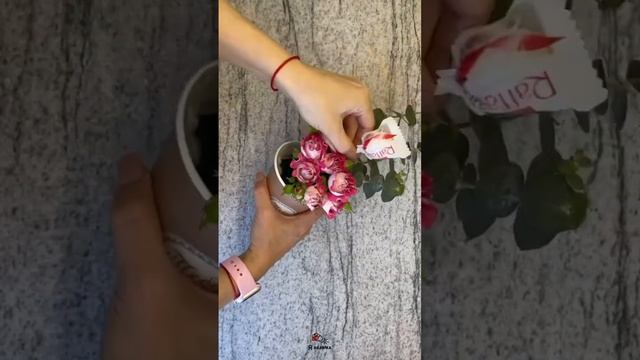 DIY gift. #diy #своимируками #букетизконфет #мастеркласс #подарок #8марта #подароксвоимируками смотреть онлайн