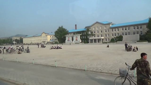Latest View of Kaesong, North Korea! смотреть онлайн