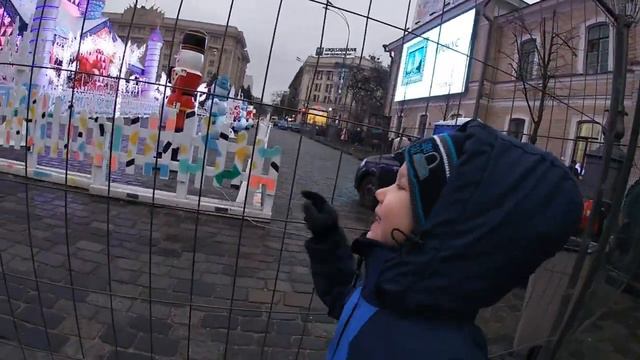 Прогулка по центру города / Ёлка / Новогодний Харьков смотреть онлайн